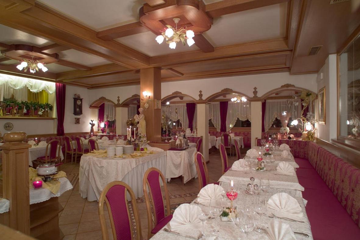 Park Hotel Arnica Falcade Buitenkant foto
