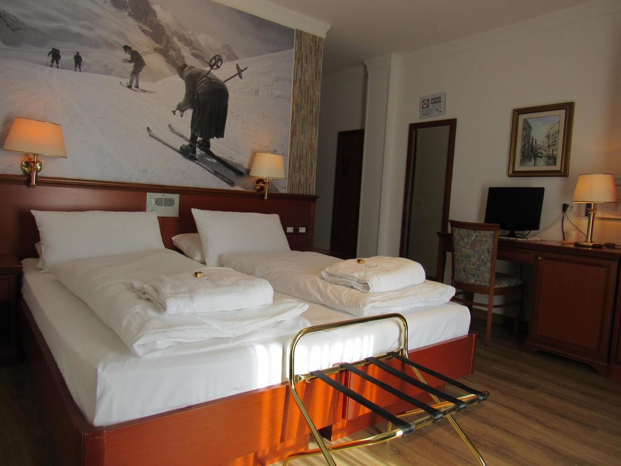 Park Hotel Arnica Falcade Buitenkant foto
